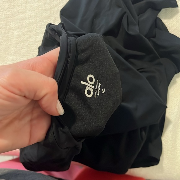 ALO Yoga Idol Performance tank relaxed fit odor resistant ultralight wei… - Picture 6 of 7